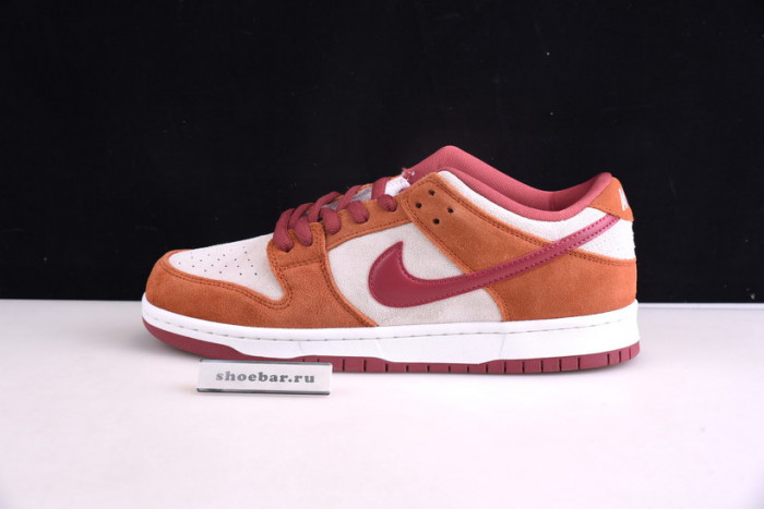 nike sb dunk low pro dark russet cedar bq6817-202