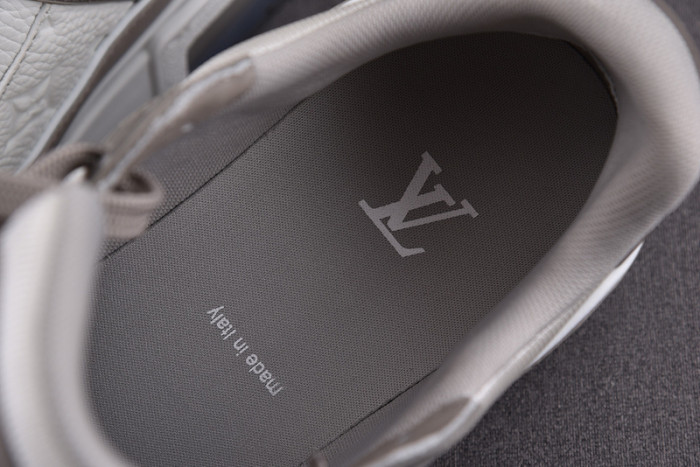 lou1s vu1tton sneakers